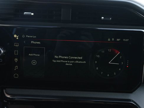 Used 2023 GMC Sierra 1500 AT4 w/ Technology Package AWD/4WD image 14
