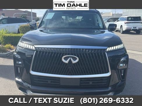 Used 2025 INFINITI QX80 Sensory AWD/4WD image 4