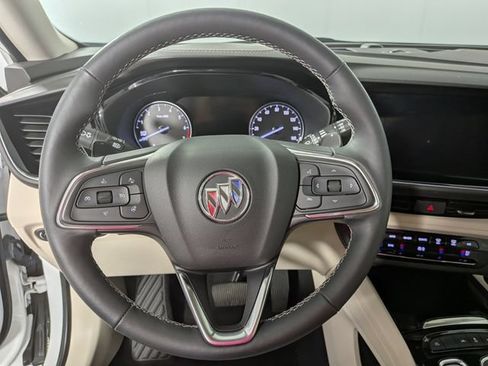 Used 2023 Buick Envision Avenir FWD image 21