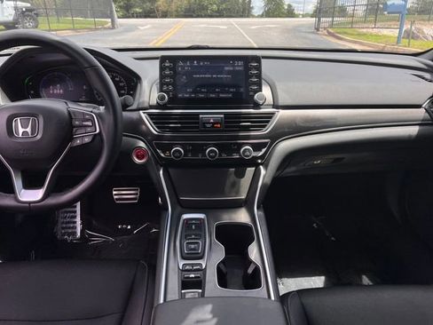 Used 2022 Honda Accord Sport image 18