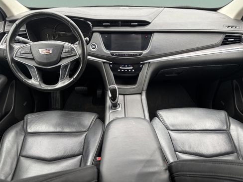 Used 2018 Cadillac XT5 Luxury w/ Driver Awareness Package image 8