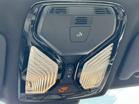 Used 2025 BMW 330i Sedan RWD image 18