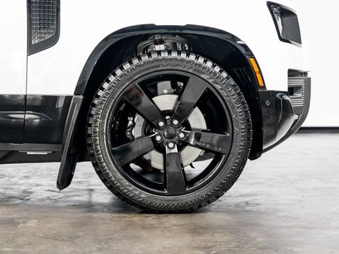 Used 2023 Land Rover Defender 110 X-Dynamic SE AWD/4WD image 22