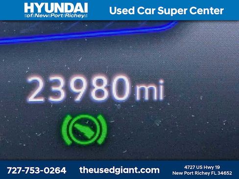 Used 2023 Volkswagen Tiguan S image 11