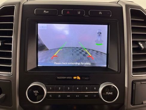 Used 2021 Ford Expedition XLT RWD image 24