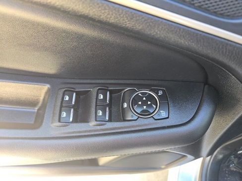 Used 2024 Ford Edge SEL AWD/4WD image 15