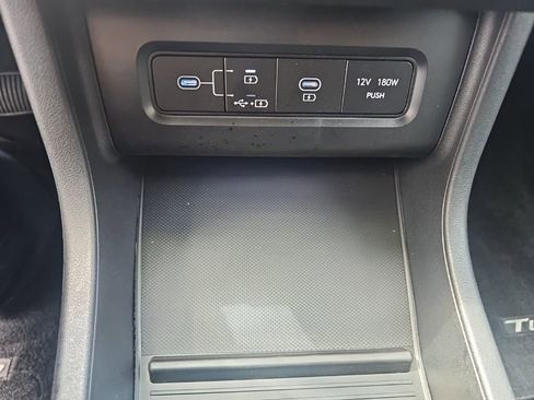 Certified 2025 Hyundai Tucson Limited FWD image 21