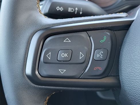 Used 2024 Jeep Wrangler Willys image 16