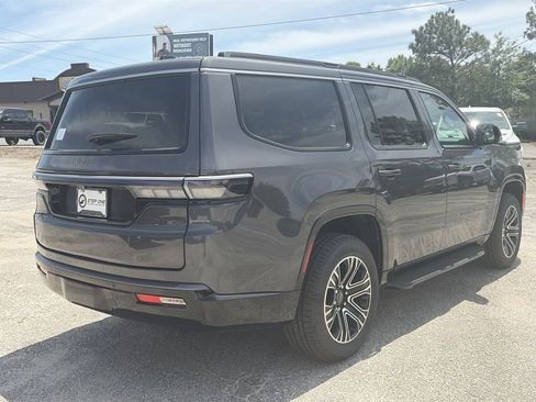 New 2026 Jeep Grand Wagoneer 2WD image 7