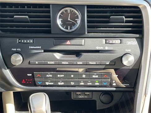 Used 2021 Lexus RX 350L Luxury image 14