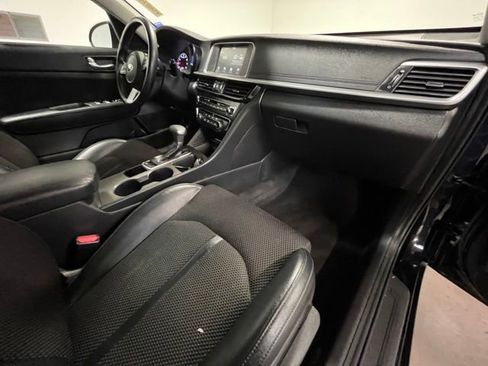 Used 2020 Kia Optima S w/ S Panoramic Sunroof Package image 10