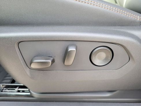 New 2026 GMC Sierra 2500 AT4 w/ AT4 Premium Plus Package image 28