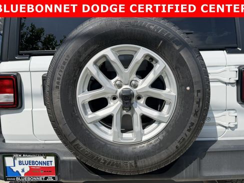 Used 2023 Jeep Wrangler Sport AWD/4WD image 7