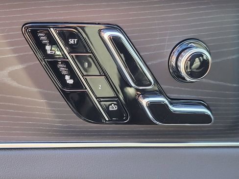 New 2026 Cadillac Lyriq Luxury image 15