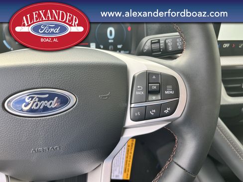 New 2026 Ford Explorer Active w/ Active Comfort Package image 23
