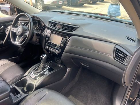 Used 2020 Nissan Rogue SL w/ Premium Package AWD/4WD image 22