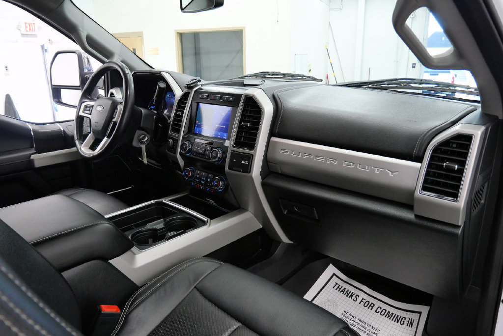 Used 2020 Ford F350 Lariat w/ Chrome Package AWD/4WD image 18