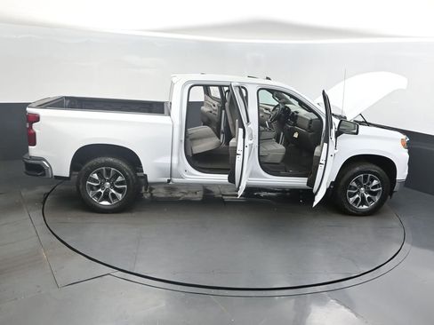 Used 2026 Chevrolet Silverado 1500 LT w/ Z71 Off-Road Package AWD/4WD image 48