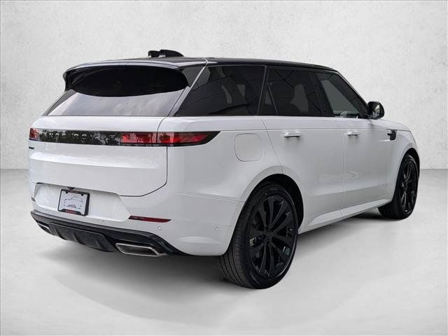 New 2026 Land Rover Range Rover Sport Dynamic SE AWD/4WD image 2