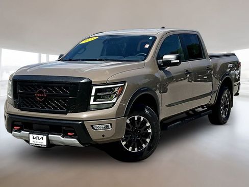 Used 2023 Nissan Titan PRO-4X w/ Pro-4x Convenience Package AWD/4WD image 1