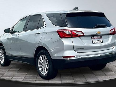 Used 2021 Chevrolet Equinox LT w/ LPO, Cargo Package AWD/4WD image 4