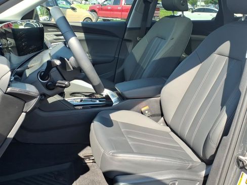 Used 2025 Audi Q5 Premium w/ Premium Plus AWD/4WD image 21