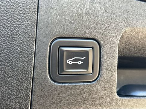 Certified 2023 Cadillac XT4 Sport w/ Driver Assist Package FWD image 32