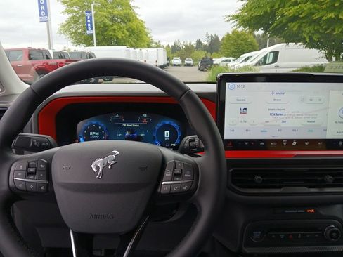 New 2025 Ford Bronco Sport Free Wheeling w/ Convenience Package AWD/4WD image 18