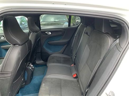 Used 2023 Volvo C40 P8 Recharge Ultimate AWD/4WD image 18