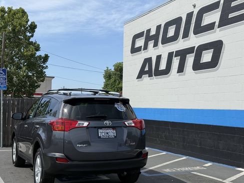 Used 2013 Toyota RAV4 XLE FWD image 21