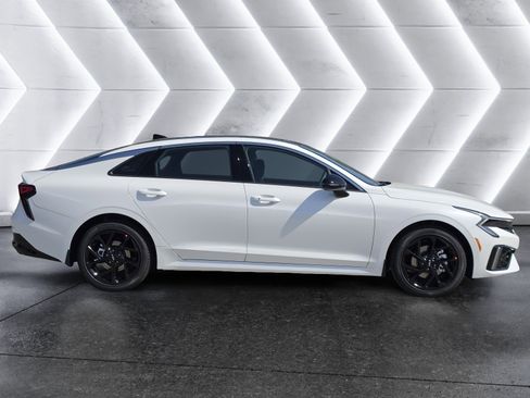 New 2026 Kia K5 GT-Line FWD image 3