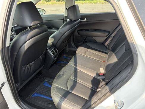 Used 2017 Kia Optima EX FWD image 10