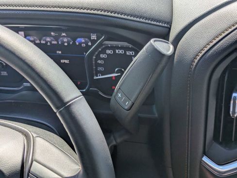 Used 2020 GMC Sierra 1500 AT4 w/ Technology Package AWD/4WD image 32