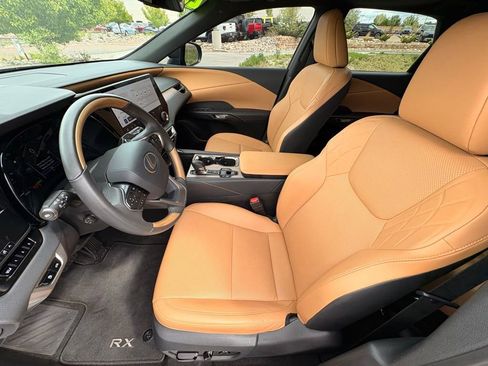Used 2025 Lexus RX 350h AWD/4WD image 11