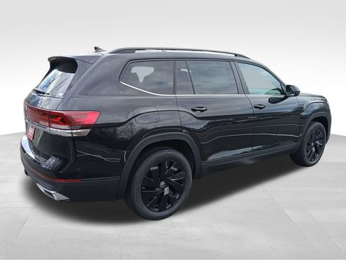 New 2026 Volkswagen Atlas SE FWD image 5