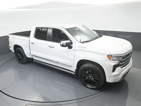 Used 2024 Chevrolet Silverado 1500 High Country w/ Technology Package image 77