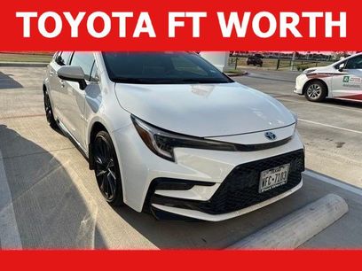 Used 2025 Toyota Corolla SE w/ SE Premium Package