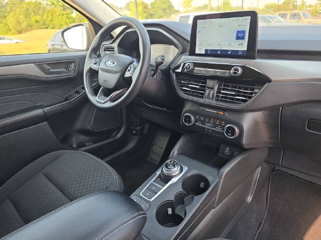Used 2025 Ford Escape Active AWD/4WD image 16