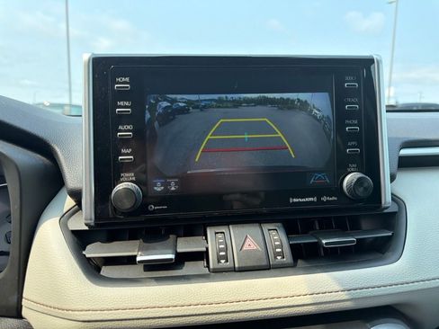 Used 2019 Toyota RAV4 Limited AWD/4WD image 15