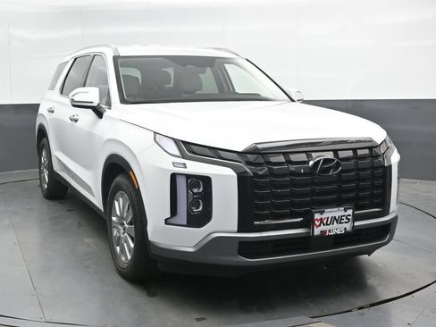 Certified 2024 Hyundai Palisade SEL AWD/4WD image 5