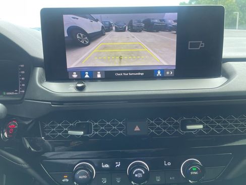 Used 2023 Honda Accord Sport image 12