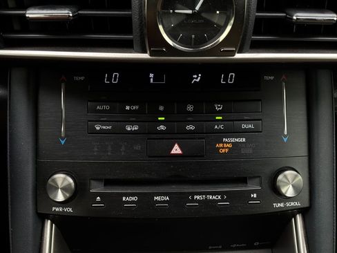 Used 2017 Lexus IS 200t RWD image 27