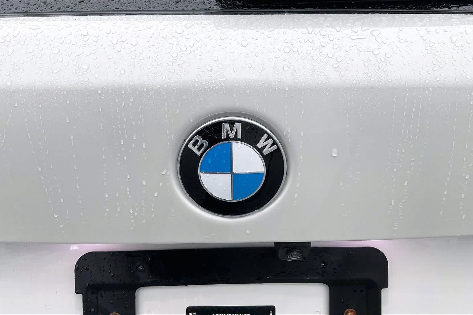 Used 2024 BMW X5 xDrive40i w/ Premium Package AWD/4WD image 32