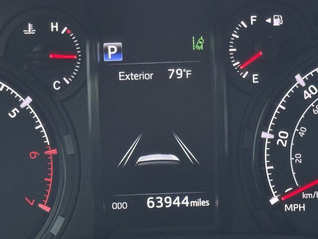 Used 2021 Toyota 4Runner SR5 AWD/4WD image 16