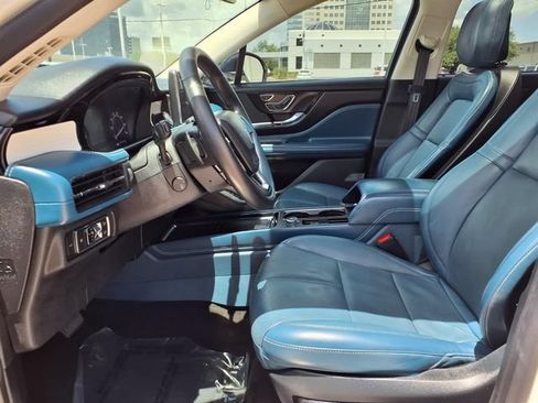 Used 2020 Lincoln Corsair Reserve w/ Equipment Group 201A FWD image 4