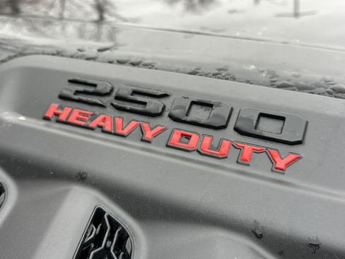 New 2026 RAM 2500 Laramie AWD/4WD image 28