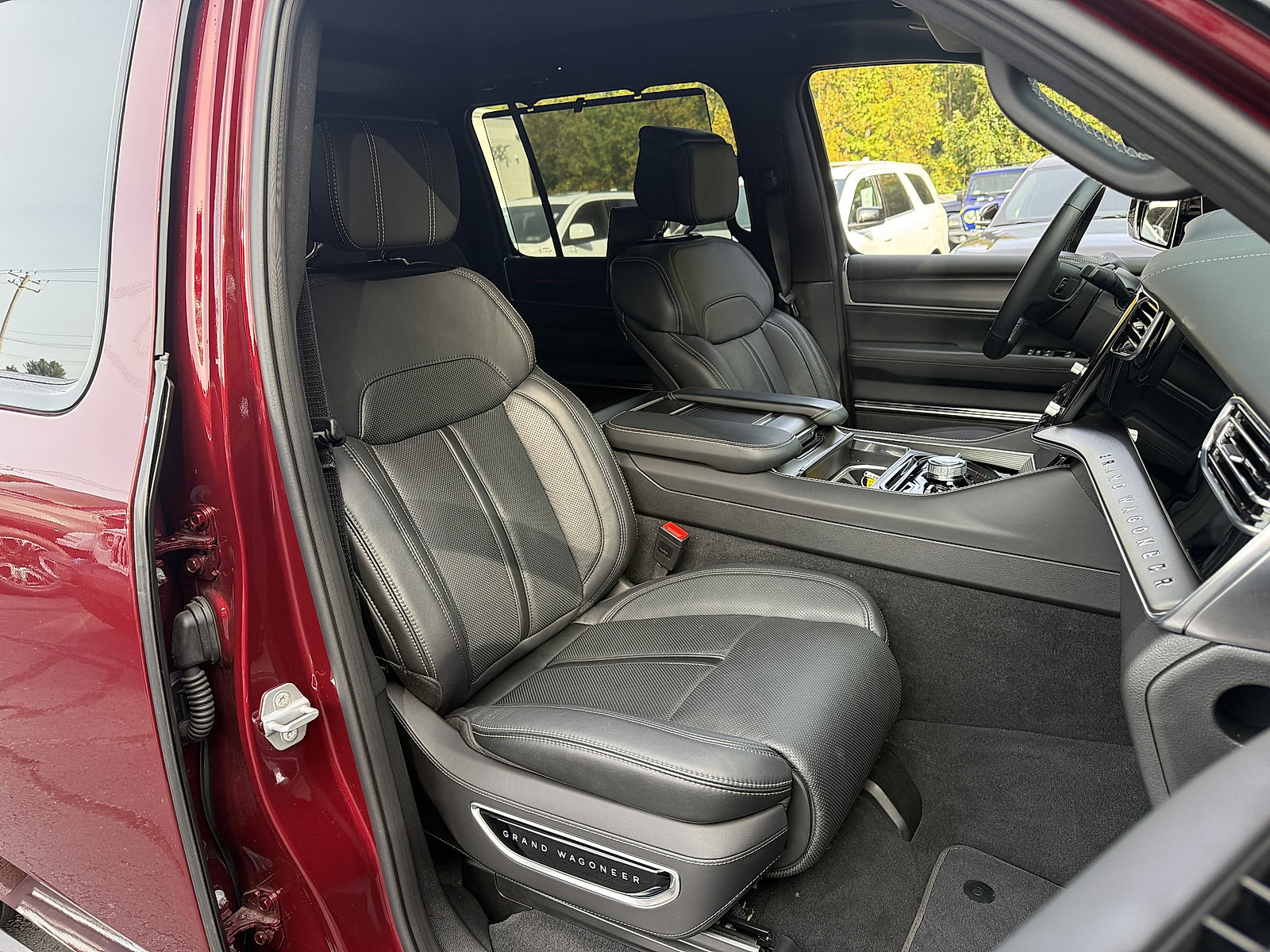 Certified 2026 Jeep Grand Wagoneer Summit w/ Rear Seat Video Group I AWD/4WD image 16