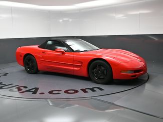 Used 2004 Chevrolet Corvette Convertible w/ Preferred Equipment Group RWD video 2