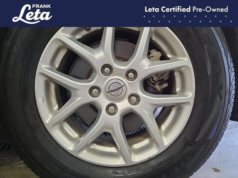 Used 2023 Chrysler Voyager LX FWD image 14