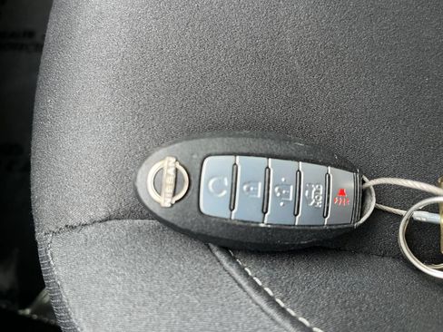 Used 2025 Nissan Altima 2.5 SV FWD image 24